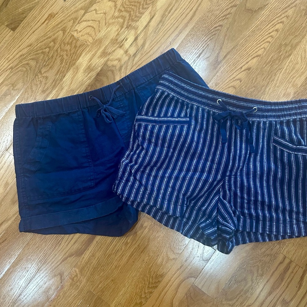 Shorts. Gap/xs and NY&Co/s